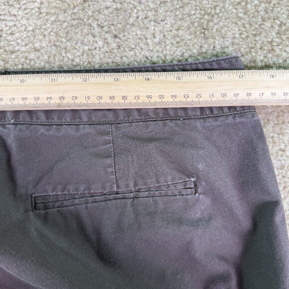DOCKERS Mid Rise Curvy Brown Stretch CAPRI Pants Women’s Size 12 - 34x18 - E514 - Picture 7 of 10